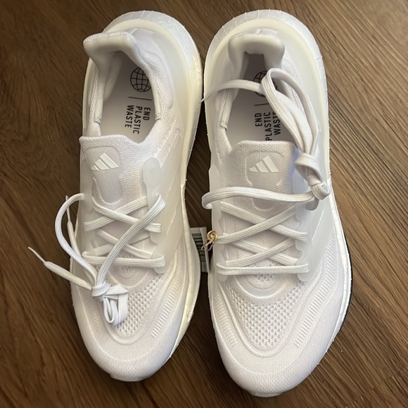 Adidas UltraBoost Light Shoes - Picture 2 of 5